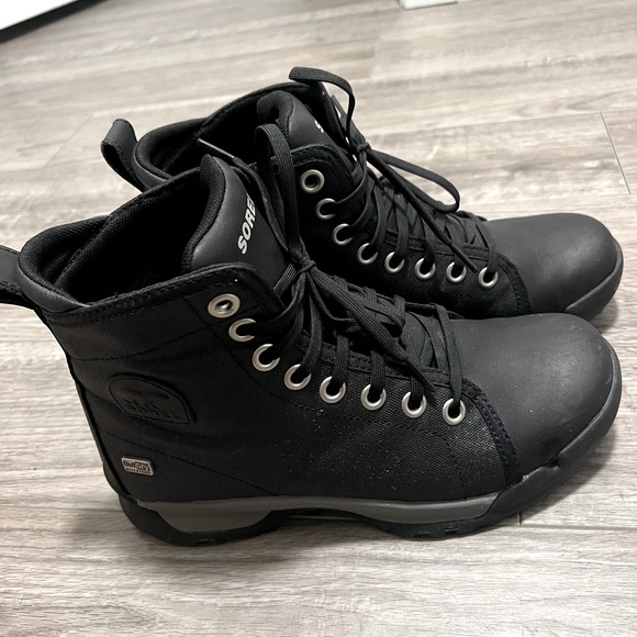 Sorel Men's SorelTM Paxson 64 Outdry® MINT CONDITION SIZE 8.5 - Picture 2 of 8